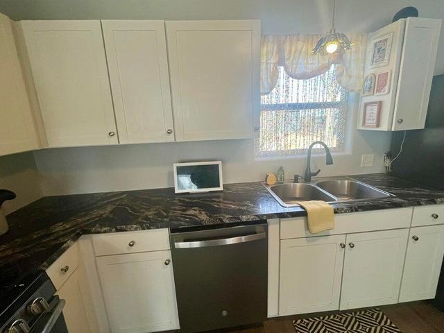 1209 Xenia Street, Plainview, TX 79072