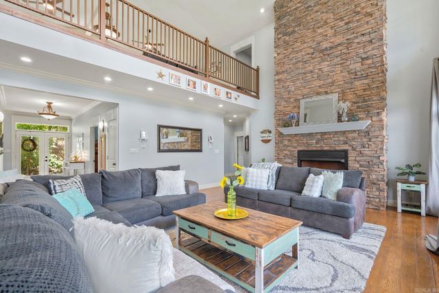754 Peaceful Valley Road, Hot Springs, AR 71901
