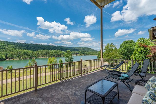 754 Peaceful Valley Road, Hot Springs, AR 71901