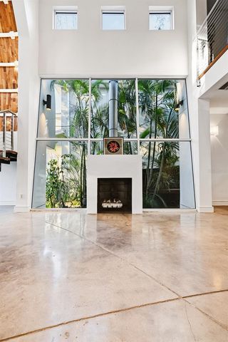 6108 S ELKINS AVENUE, Tampa, FL 33611