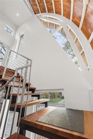 6108 S ELKINS AVENUE, Tampa, FL 33611