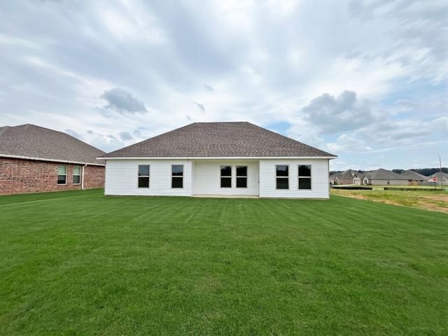 196 Berkshire Place, Haughton, LA 71037