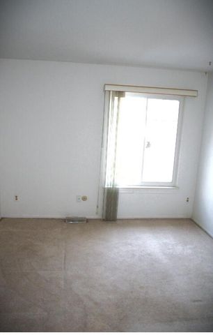 30831 Hunters Unit: 23, Farmington Hills, MI 48334