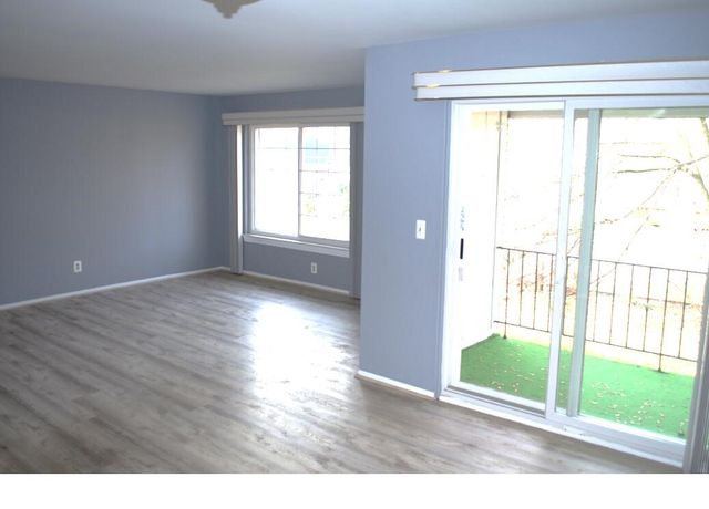 30831 Hunters Unit: 23, Farmington Hills, MI 48334