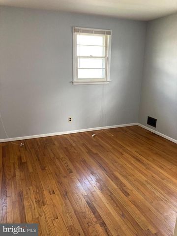 25 MALLORY WAY, Hamilton, NJ 08610