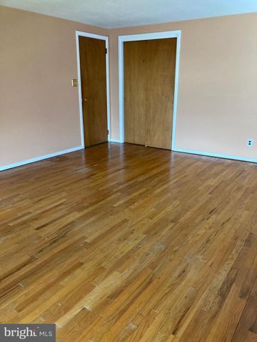 25 MALLORY WAY, Hamilton, NJ 08610