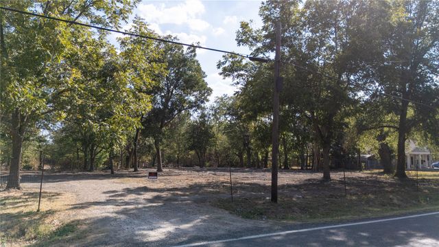 310 E Main Street, Ladonia, TX 75449