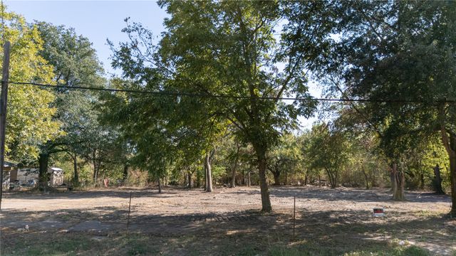310 E Main Street, Ladonia, TX 75449