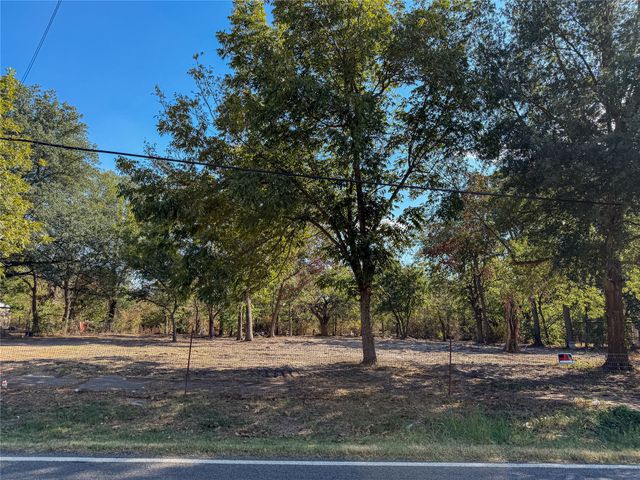 310 E Main Street, Ladonia, TX 75449