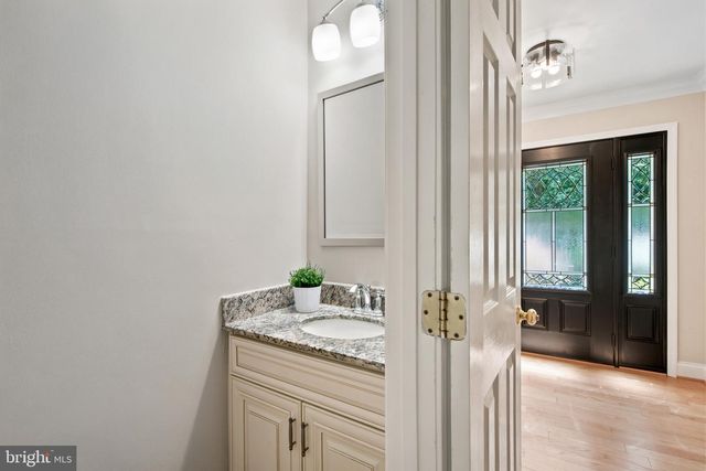 1660 PATRICE CIR, Crofton, MD 21114