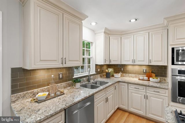 1660 PATRICE CIR, Crofton, MD 21114