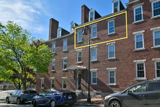 139 West Merrimack St Apt 3, Manchester, NH 03101