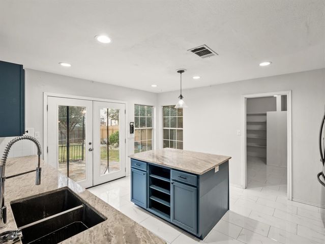 2411 Lavendale CT, Austin, TX 78748