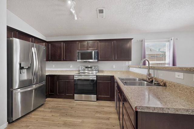 2029 N Ensenada Circle SE, Albuquerque, NM 87124