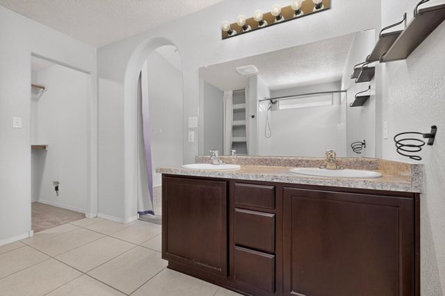 2029 N Ensenada Circle SE, Albuquerque, NM 87124