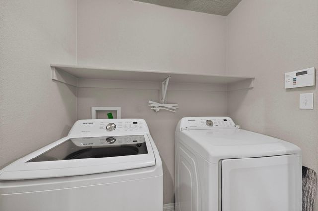 2029 N Ensenada Circle SE, Albuquerque, NM 87124