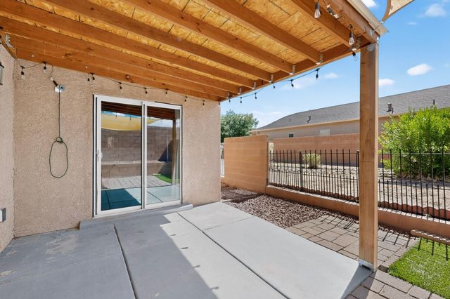 2029 N Ensenada Circle SE, Albuquerque, NM 87124