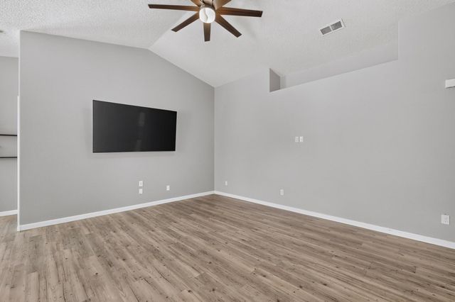 2029 N Ensenada Circle SE, Albuquerque, NM 87124