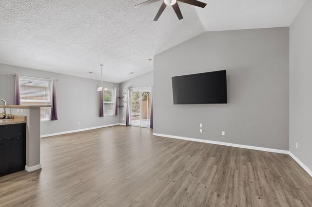 2029 N Ensenada Circle SE, Albuquerque, NM 87124