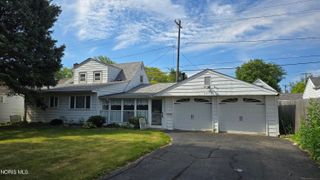 5243 Pageland Drive, Toledo, OH 43611
