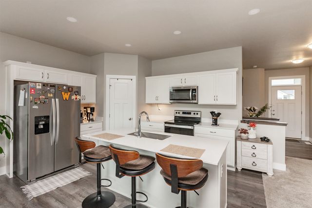 705 SE Drumlin Drive, Waukee, IA 50263