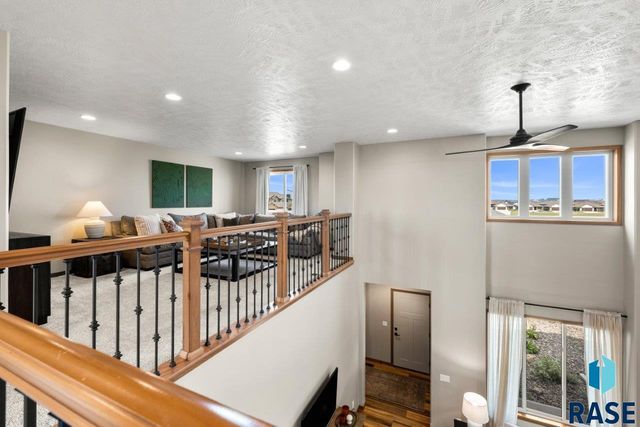 5303 E 67th St Street, Sioux Falls, SD 57108