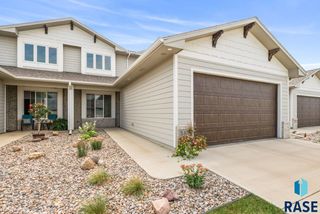 5303 E 67th St Street, Sioux Falls, SD 57108