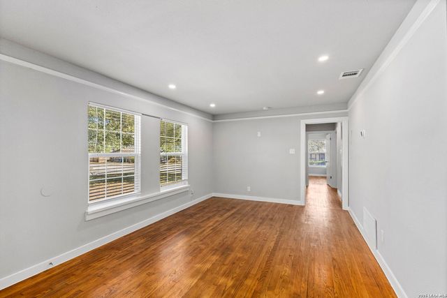 602 Craigmont, San Antonio, TX 78213