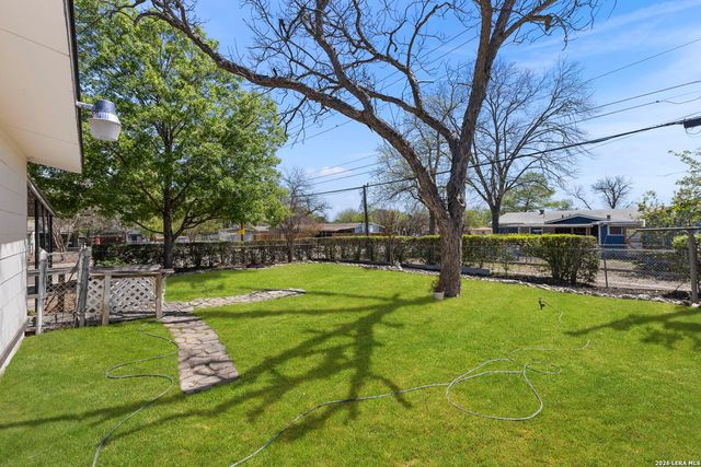 602 Craigmont, San Antonio, TX 78213