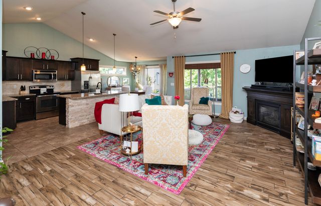 4446 NW 164th Street, Clive, IA 50325