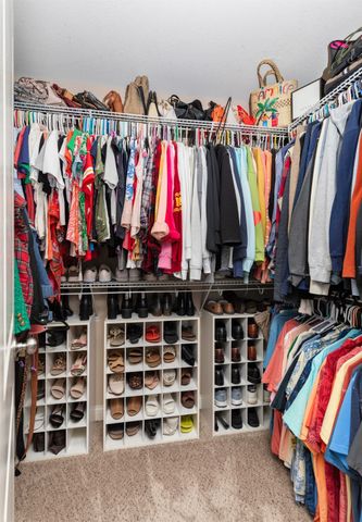 4446 NW 164th Street, Clive, IA 50325