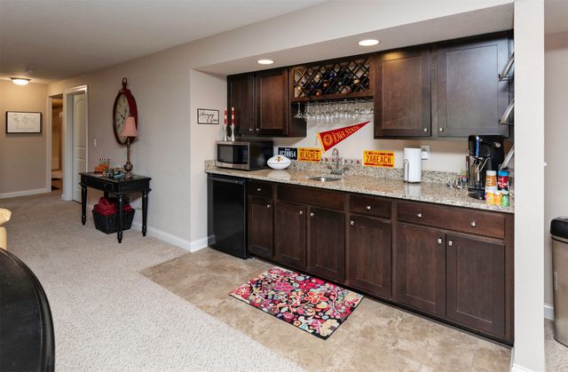 4446 NW 164th Street, Clive, IA 50325