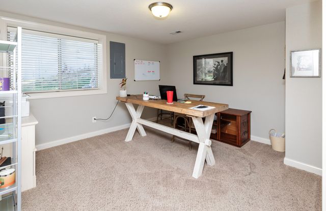 4446 NW 164th Street, Clive, IA 50325