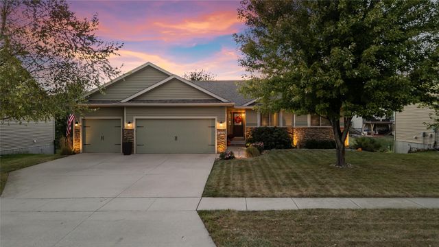 4446 NW 164th Street, Clive, IA 50325