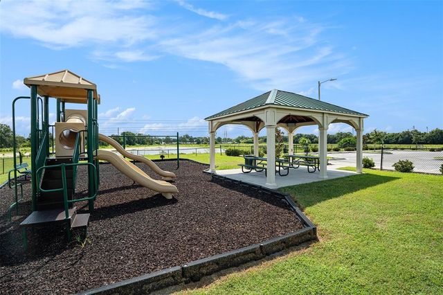 5308 NEW FRIENDSHIP PLACE, Tampa, FL 33619