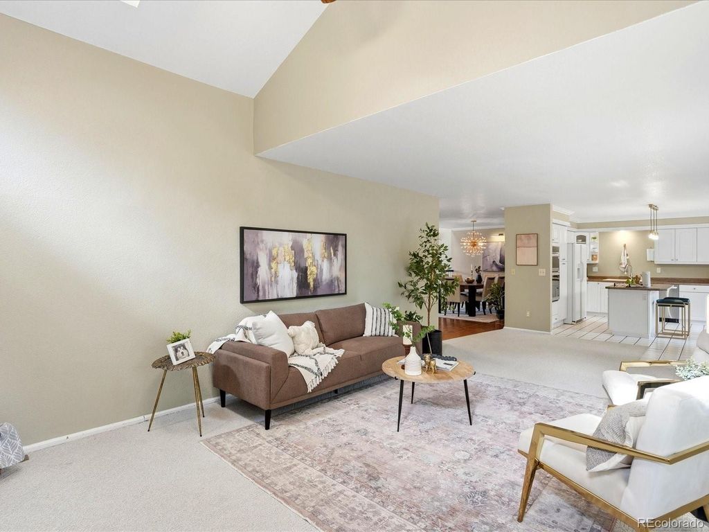 Image 20 of property listing at 7992 Chaparral Road, Lone Tree, CO 80124