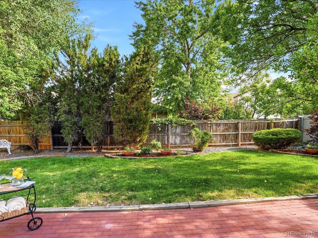 Image 23 of property listing at 7992 Chaparral Road, Lone Tree, CO 80124