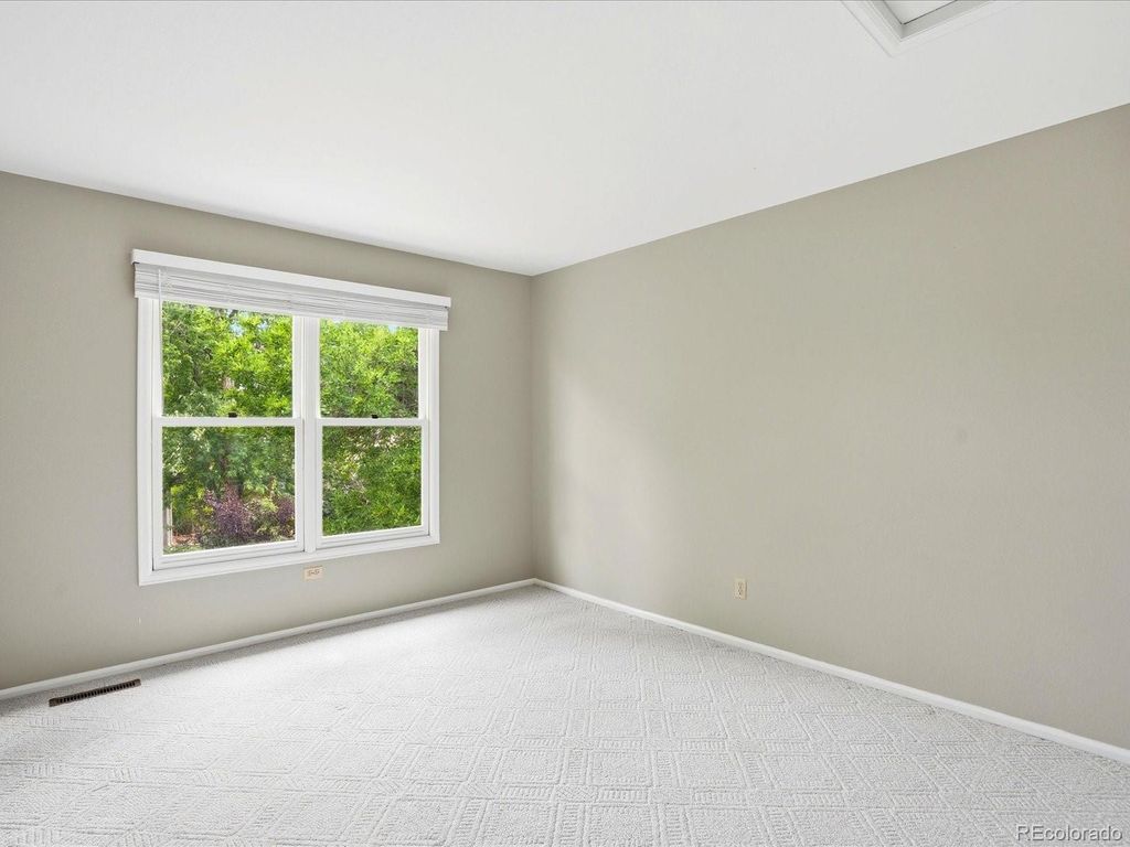 Image 38 of property listing at 7992 Chaparral Road, Lone Tree, CO 80124