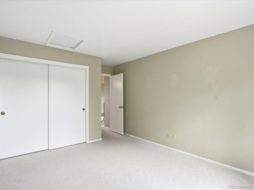 Image 39 of property listing at 7992 Chaparral Road, Lone Tree, CO 80124