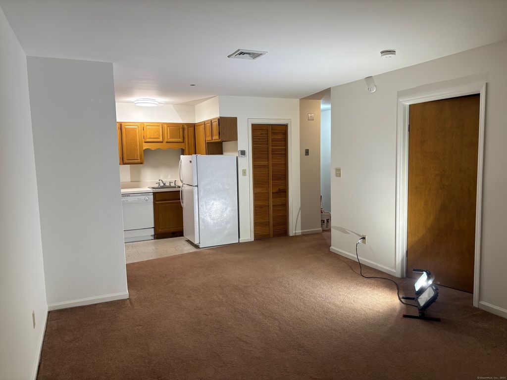 181 Westport Avenue 1, Norwalk, CT 06851