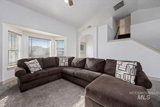 449 Feather Avenue, Twin Falls, ID 83301