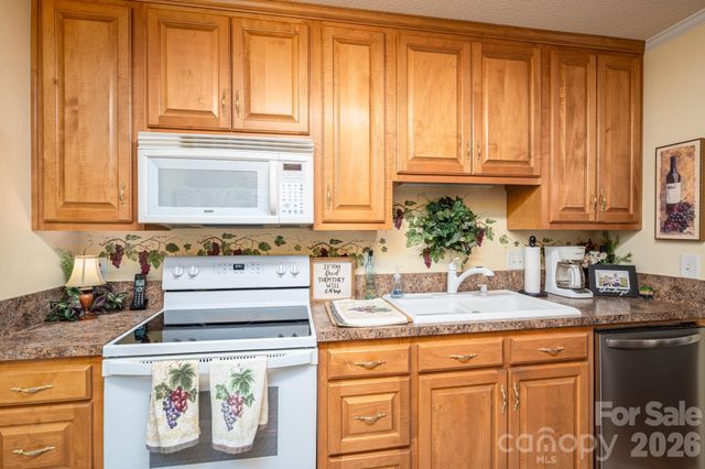 107 Farmwood Drive, Cherryville, NC 28021