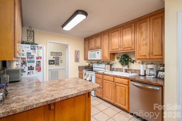 107 Farmwood Drive, Cherryville, NC 28021