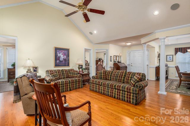 107 Farmwood Drive, Cherryville, NC 28021