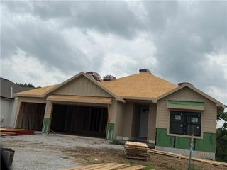 13775 NW 70th Street, Parkville, MO 64152