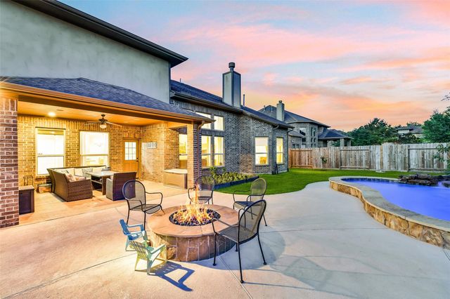 16107 Cottage Timbers Court, Houston, TX 77044