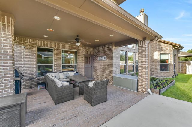 16107 Cottage Timbers Court, Houston, TX 77044