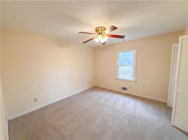 404 Pine Ridge Court, Woodstock, GA 30188