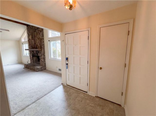 404 Pine Ridge Court, Woodstock, GA 30188