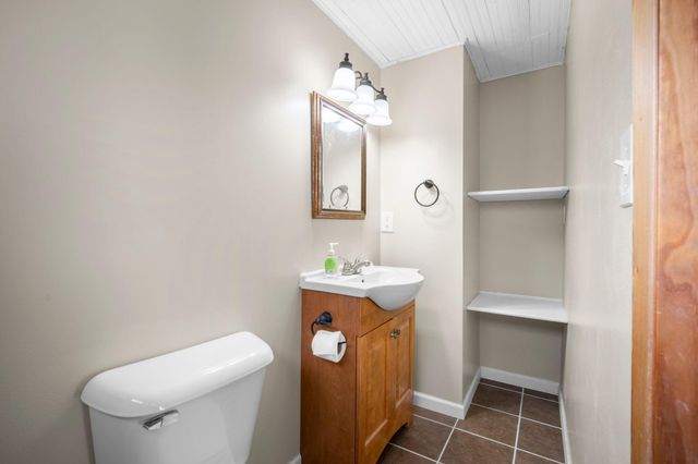 1844 Barclay Street, Maplewood, MN 55109